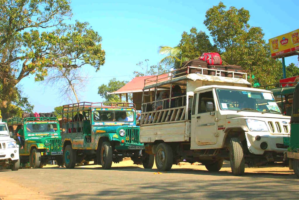 চাঁদের গাড়ি