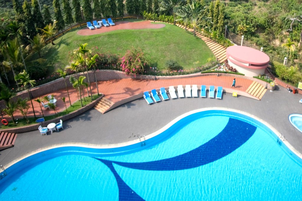Grand Sultan Tea Resort