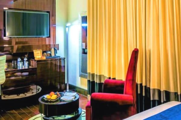 Raintree King Suite